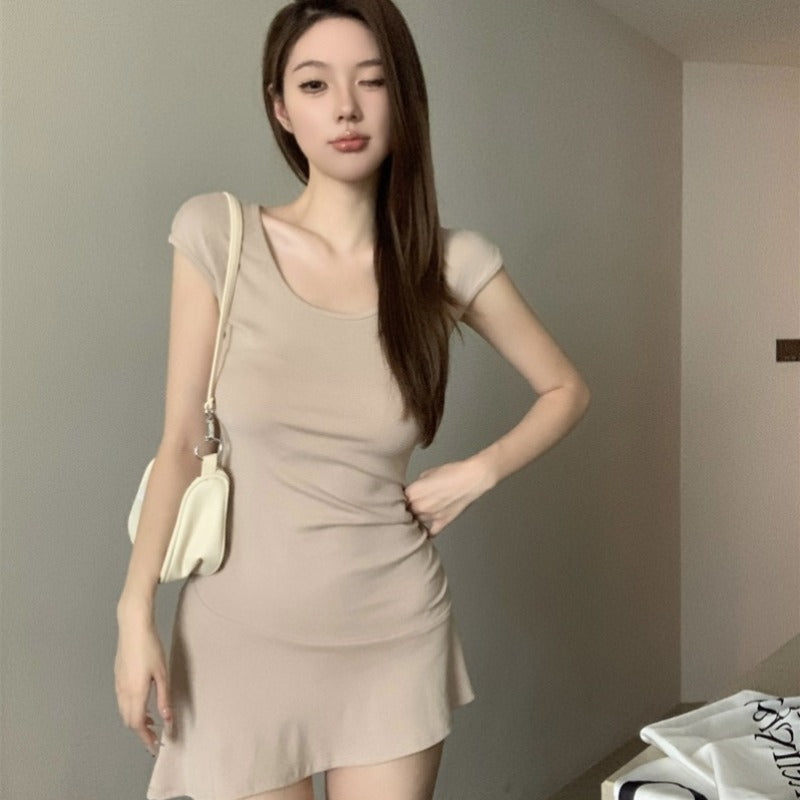 💕現貨秒出🍓經典百搭性感U領短袖連衣短裙