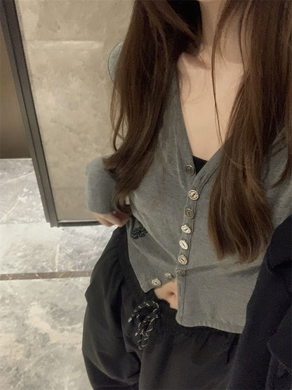 溫柔性感百搭刺繡鈕扣針織小開衫
