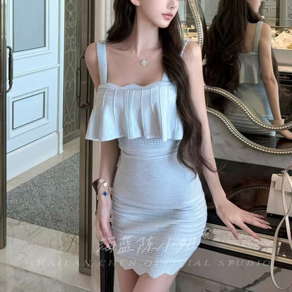 💕現貨秒出🍓溫柔玻璃藍荷葉邊彈力修身包臀短裙