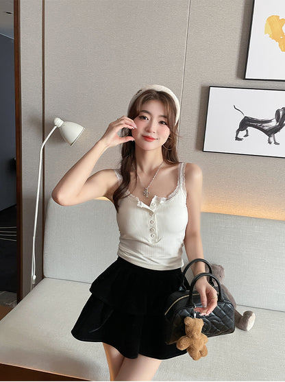 鈕扣蕾絲邊帶胸吊帶背心