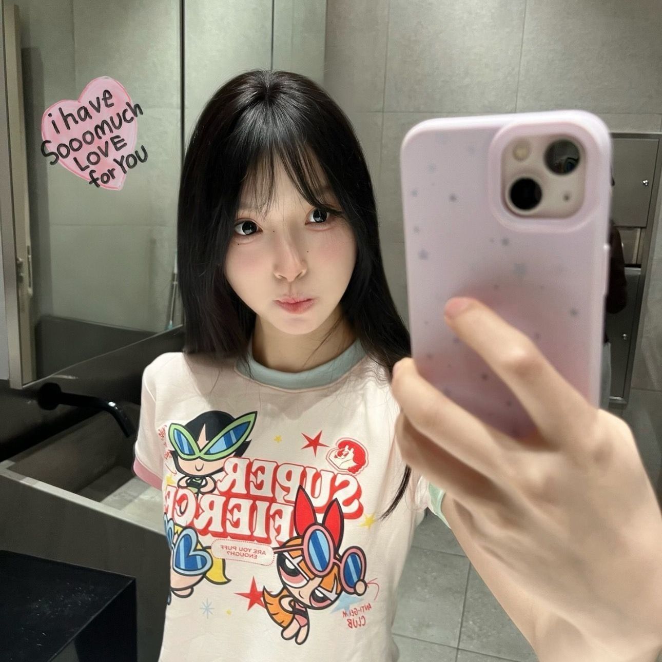 可愛卡通翻玩日常上衣