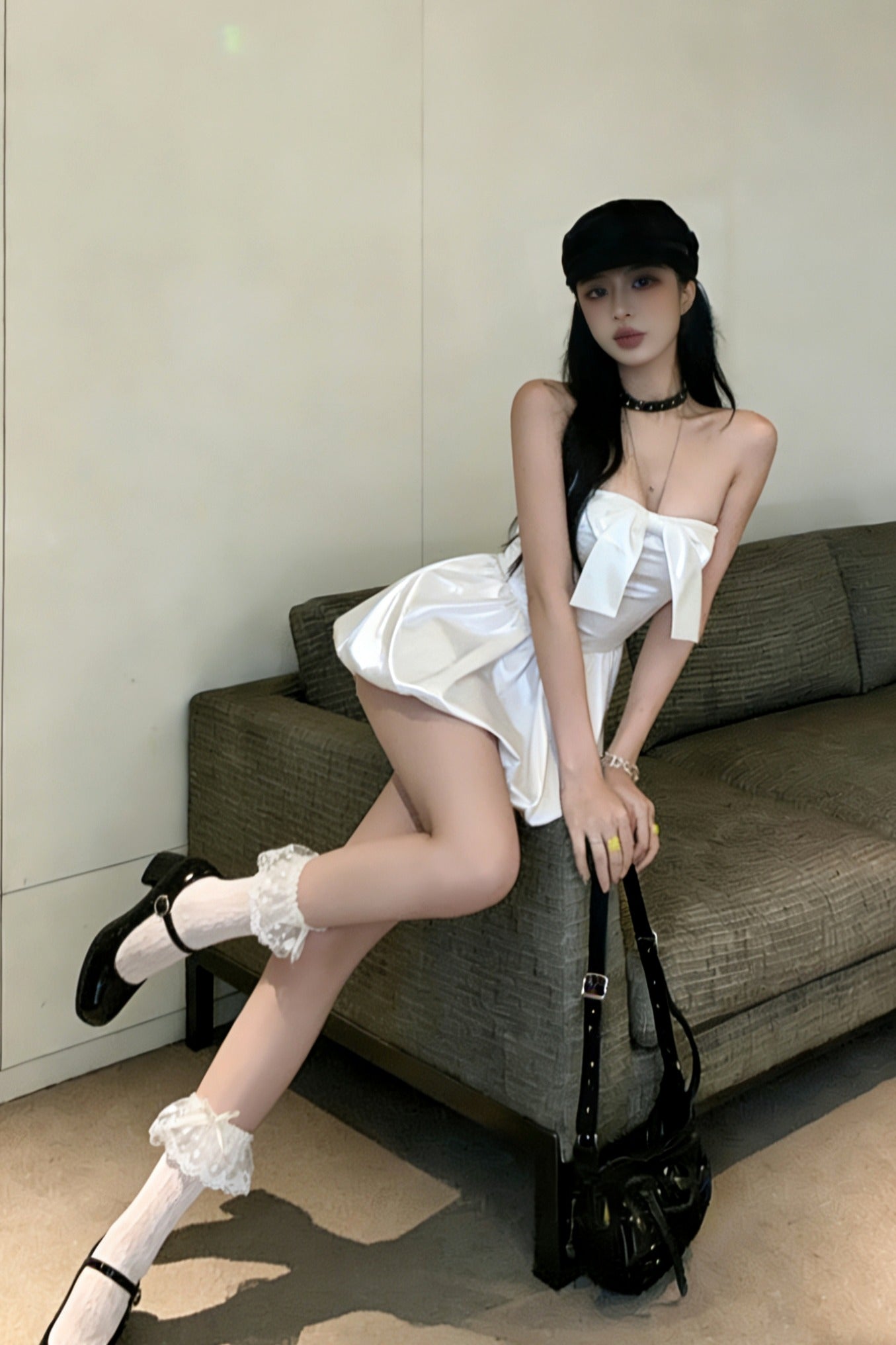 優雅白色花苞大擺抹胸蝴蝶結連衣短裙
