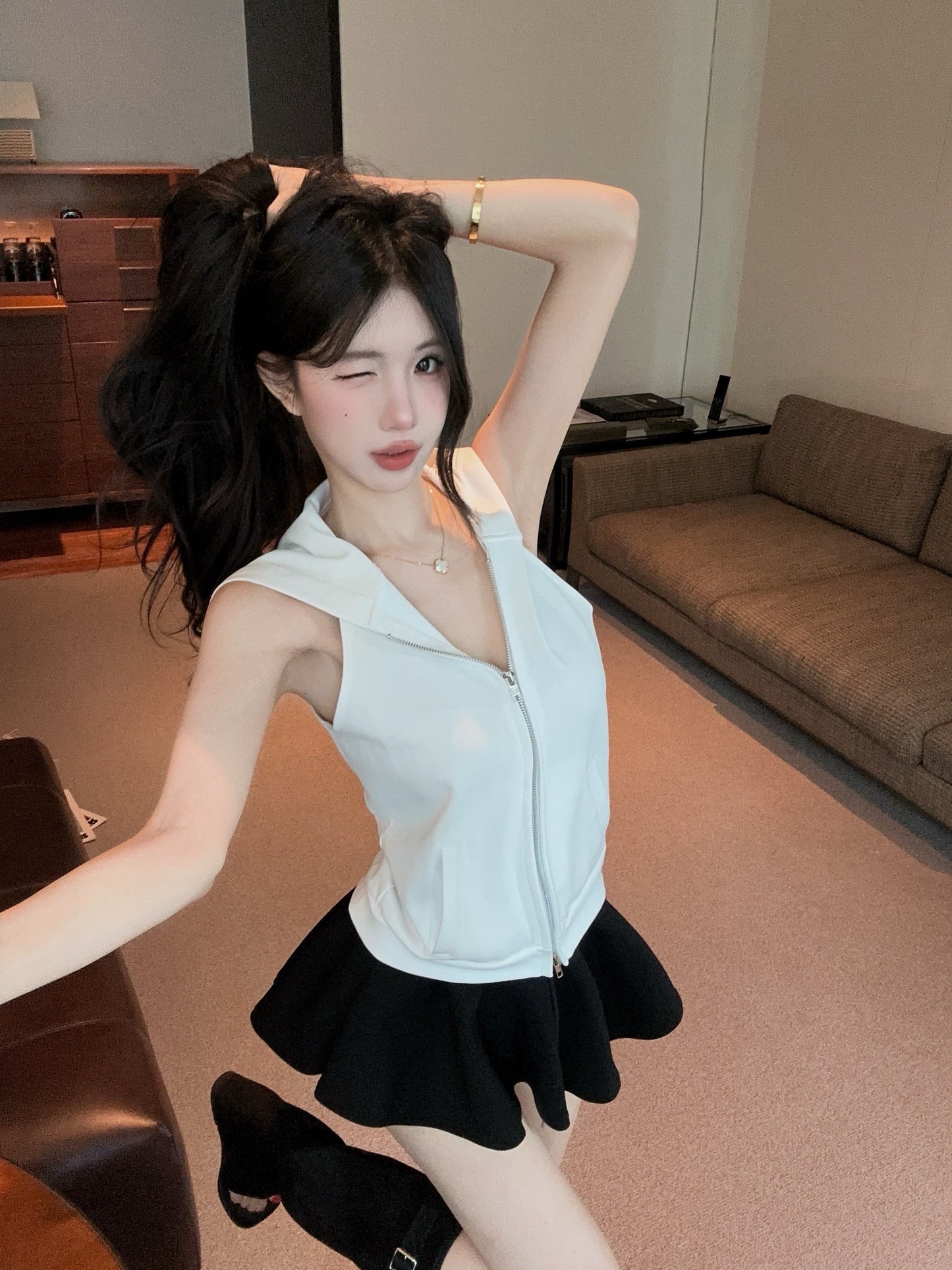 歐美酷辣連帽露肩無袖上衣