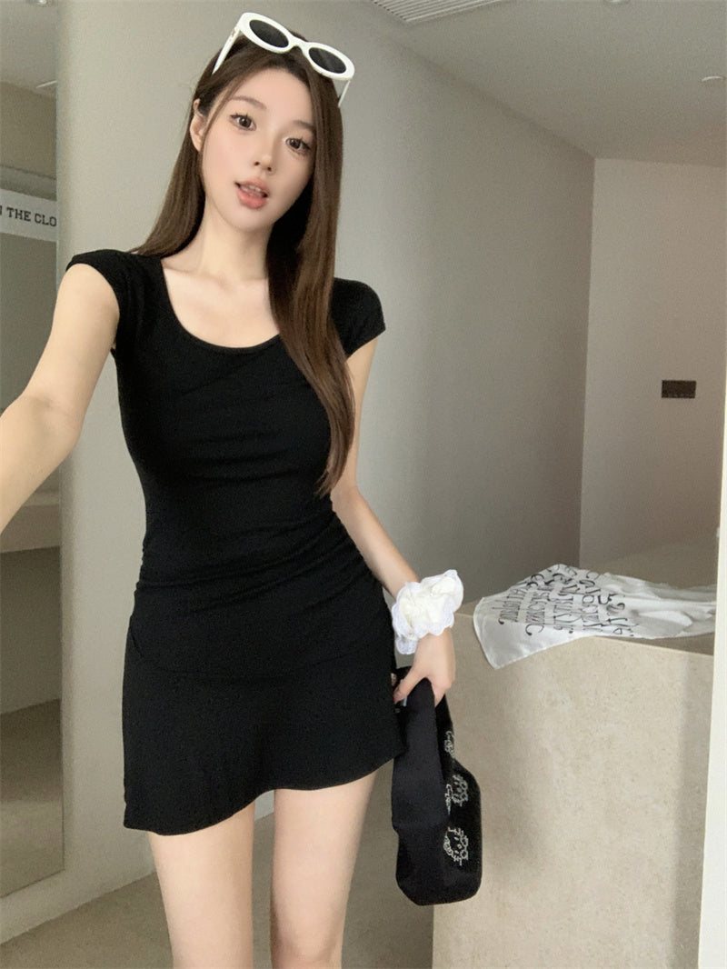 💕現貨秒出🍓經典百搭性感U領短袖連衣短裙