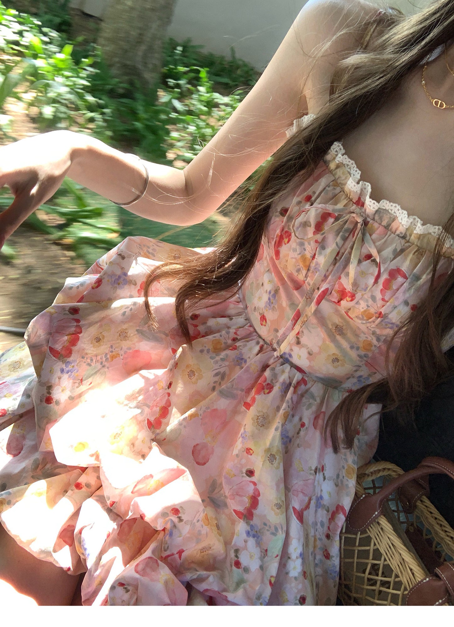 💕現貨秒出🍓ins風氛圍感度假吊帶花苞澎澎裙連衣裙