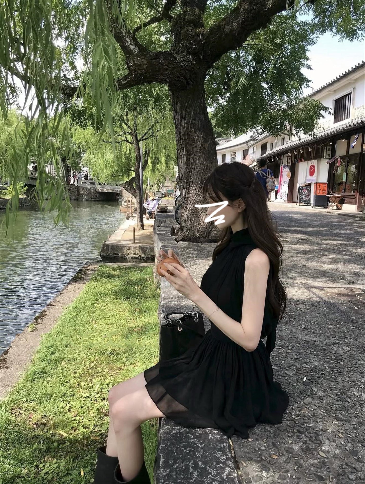 高領無袖連衣裙
